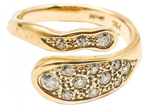 ANILLO CON BRILLANTES