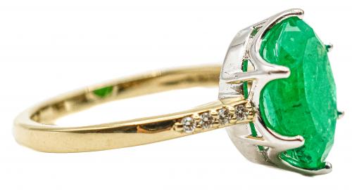 ANILLO CON ESMERALDA Y BRILLANTES