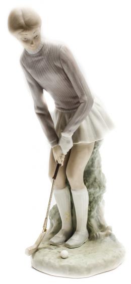 489 - "JUGADORA DE GOLF" LLADRÓ
