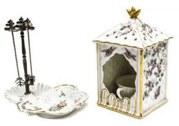 498 - BANDEJITA Y LUZ DE ACEITE EN PORCELANA