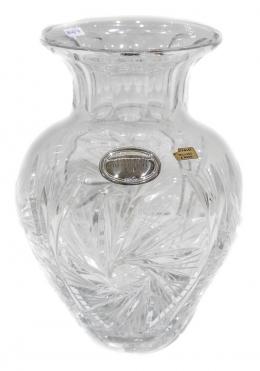 59 - JARRÓN DE CRISTAL TALLADO