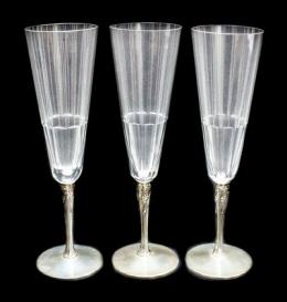 35 - CONJUNTO DE DOCE COPAS DE CAVA EN CRISTAL Y PLATA