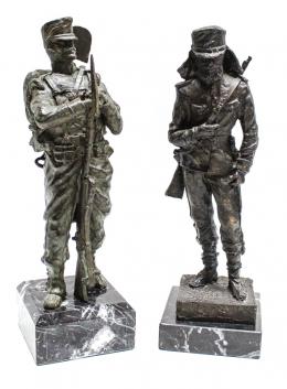 827 - DOS FIGURAS DE "SOLDADOS"