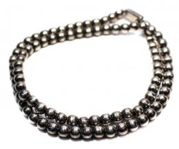 101 - COLLAR DE CUENTAS DE PLATA