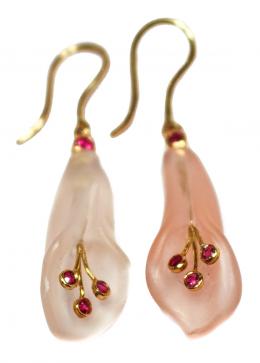 137 - PENDIENTES ORO CUARZO Y RUBÍES