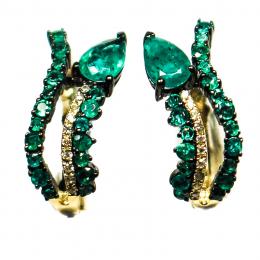 142 - PENDIENTES EN ORO AMARILLO, ESMERALDAS Y BRILLANTES