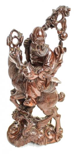 441 - FIGURA CHINA EN MADERA TALLADA