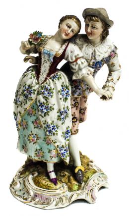 516 - FIGURA EN PORCELANA ALEMANA