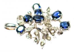 112 - BROCHE COLGANTE CON BRILLANTES Y ZAFIROS