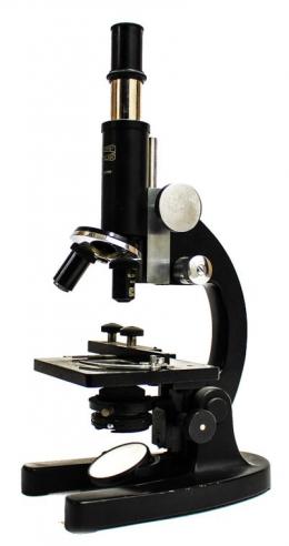 1057 - MICROSCOPIO