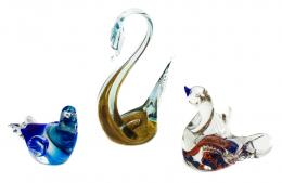 65 - TRES FIGURAS EN CRISTAL DE MURANO