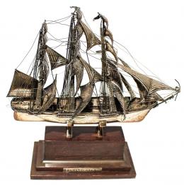 758 - "BARCO VELERO"