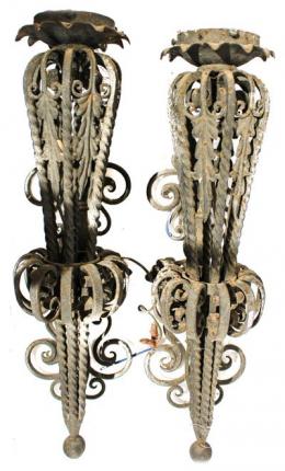 262 - PAREJA DE APLIQUES DE HIERRO FORJADO