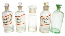 40 - GRAN LOTE DE 17 BOTELLAS DE FARMACIA