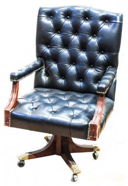 433 - SILLÓN DE DESPACHO
