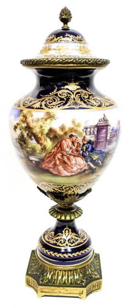 559 - JARRON FRANCES EN PORCELANA