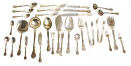 788 - COMPLETA CUBERTERÍA EN PLATA
