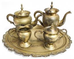 1154 - SERVICIO DE TÉ EN METAL. FINALES DEL SIGLO XIX