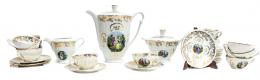 820 - JUEGO DE CAFÉ EN PORCELANA FRANCESA