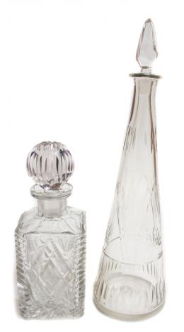 41 - DOS BOTELLAS LICORERAS
