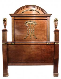 309 - CABEZAL DE CAMA ESTILO CARLOS IV