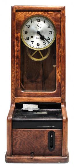 378 - RELOJ PARA FICHAR. PRIMERA MITAD DEL SIGLO XX