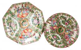 418 - DOS PLATOS EN PORCELANA CHINA