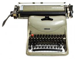 904 - MAQUINA DE ESCRIBIR "HISPANO OLIVETTI"
