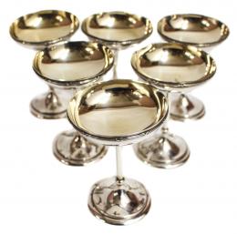 776 - CONJUNTO DE SEIS COPAS EN PLATA