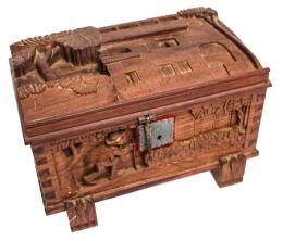 1379 - CAJA TIPO COFRE EN MADERA TALLADA