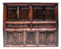 351 - MUEBLE AUXILIAR DE ESTILO NEOGÓTICO