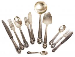 785 - CUBERTERIA EN PLATA PARA 12 SERVICIOS