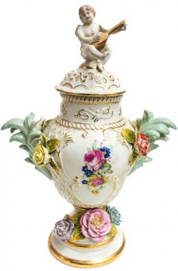 493 - POTICHE EN PORCELANA