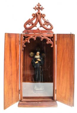 758 - "SANTA ENGRACIA" CON URNA