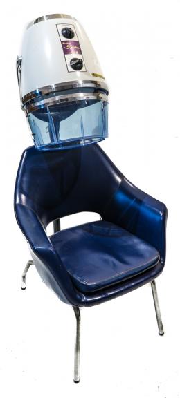 314 - BUTACA Y SILLÓN DE PELUQUERÍA AÑOS 60