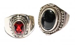 153 - LOTE DE ANILLOS CON PEDRERÍA