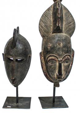 846 - DOS MÁSCARAS AFRICANAS