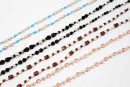165 - CUATRO COLLARES DE MEDIADOS DEL S.XX