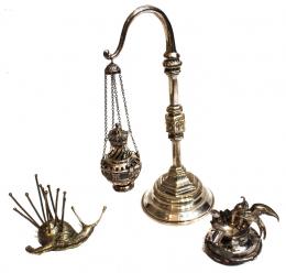 1389 - LOTE VARIADO EN METAL PLATEADO