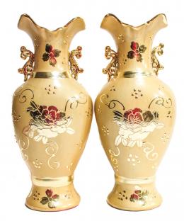 245 - PAREJA DE JARRONES EN PORCELANA 