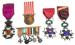 380 - LOTE VARIADO DE MEDALLAS