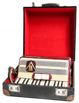 1150 - ACORDEON "FORTALINI"