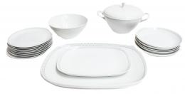 581 - VAJILLA DE PORCELANA