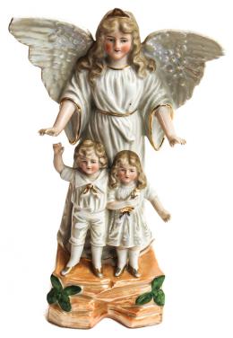 547 - FIGURA EN PORCELANA DEL PRIMER CUARTO DEL S.XX