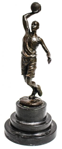 869 - "JUGADOR DE BASQUET"
