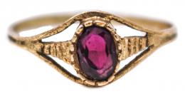 63 - ANILLO CON GRANATE
