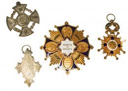 381 - COLECCIÓN DE MEDALLAS E INSIGNIAS DE PPS. DEL S.XX