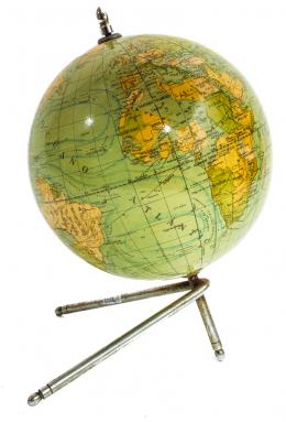 162 - GLOBO TERRÁQUEO MEDIADOS DEL SIGLO XX
