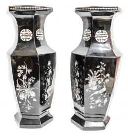 432 - PAREJA DE JARRONES ORIENTALES