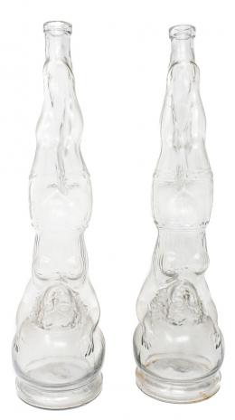 36 - PAREJA DE ORIGINALES BOTELLAS DE PPS. S.XX